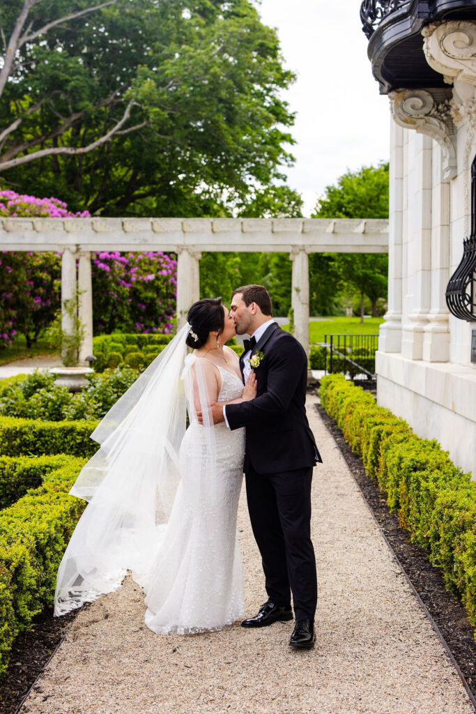 Bride and groom formals photographed their wedding at Rosecliff Mansion in Newport, RI