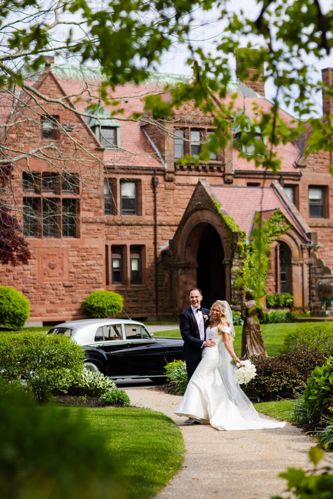 Wedding ceremony at the chapel at Salve Regina in Newport 